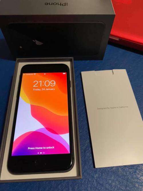 APPLE iPHONE 8 - 64GB - SPACE GREY - EXCELLENT CONDITION " LIKE NEW"