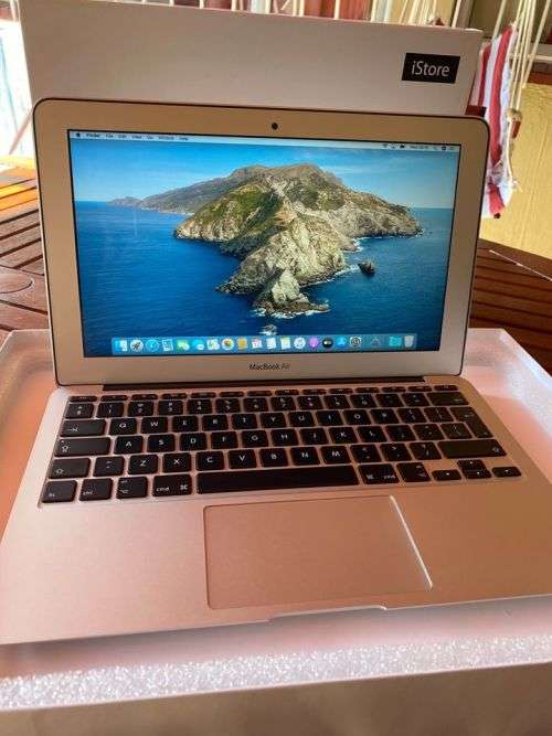 MACBOOK AIR 11" - 2013 - i5, 4gb, 128gb, EXCELLENT CONDITION + WARRANTY