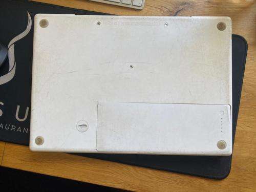 Mackbook 13` 2007 *READ*