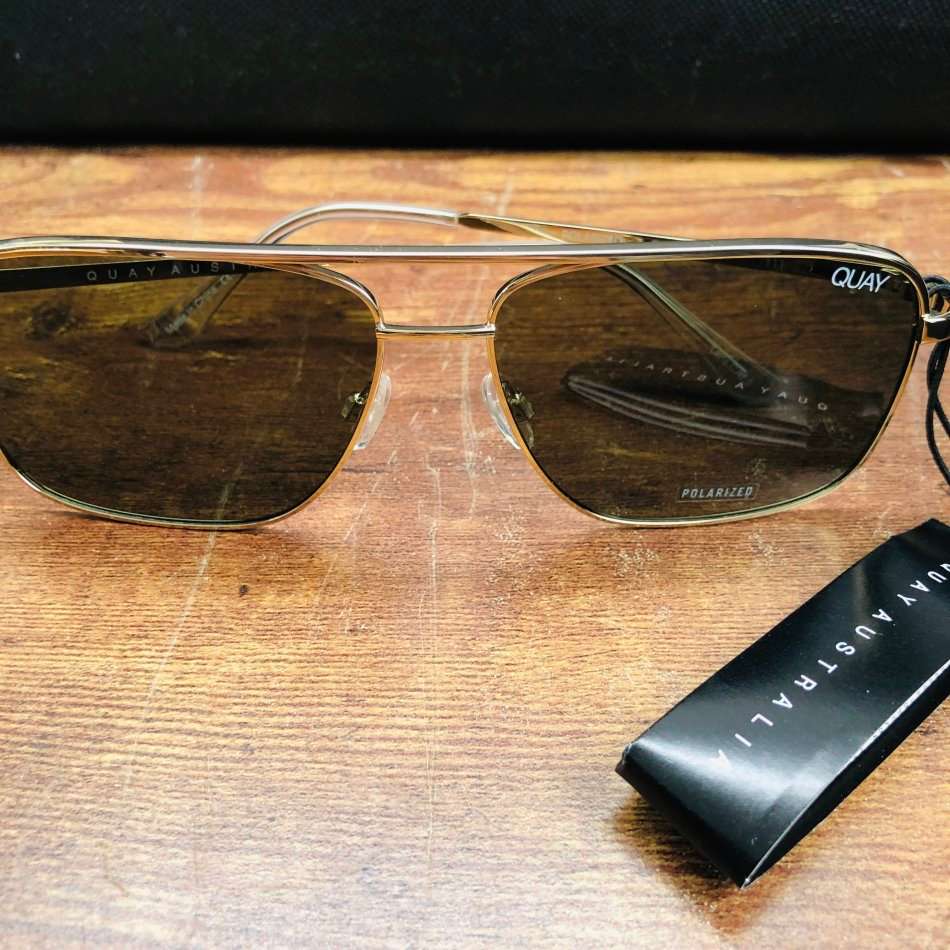 QUAY Men's Alex Rodriguez POLARIZED Aviator Poster Boy Sunglasses **100% AUTHENTIC, NEW, HOT!!