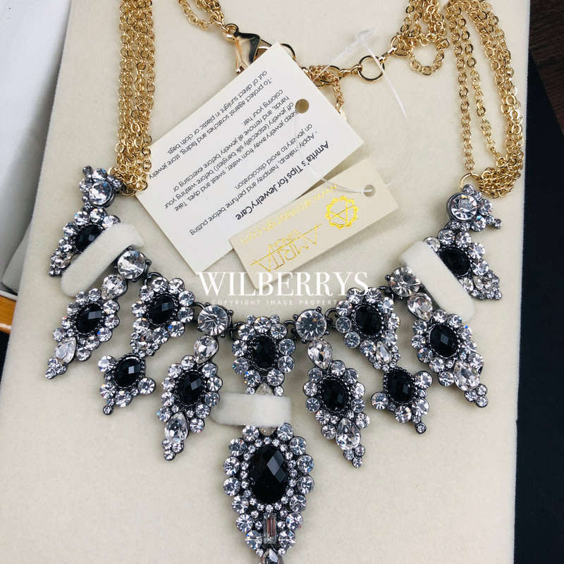 HOT! Must see! Retail: R2,900.00 AMRITA NEW YORK Imperial Necklace Black