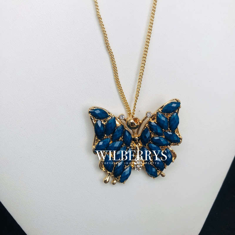 HOT! Must see! Retail: R1400.00 AMRITA NEW YORK Hamptons Butterfly Necklace Blue Lapis