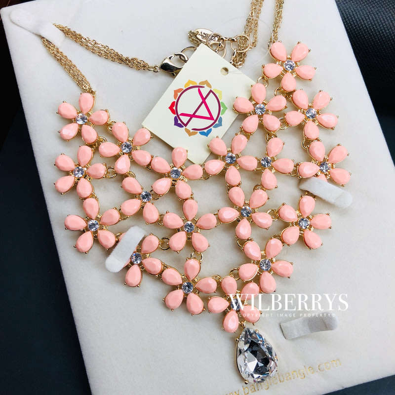 last 1 left! Retail: R2,900.00 AMRITA NEW YORK Hamptons Emily Resin Bib Peach