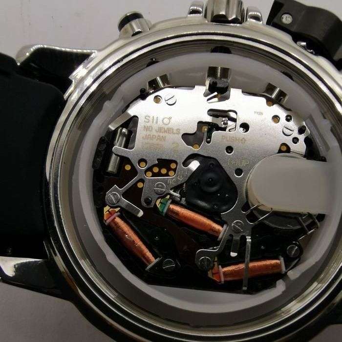 Retail: R5,499.00 THUNDERBIRDS AIR CRAFT WATCH Men's Huron Chronograph HULK GREEN Watch