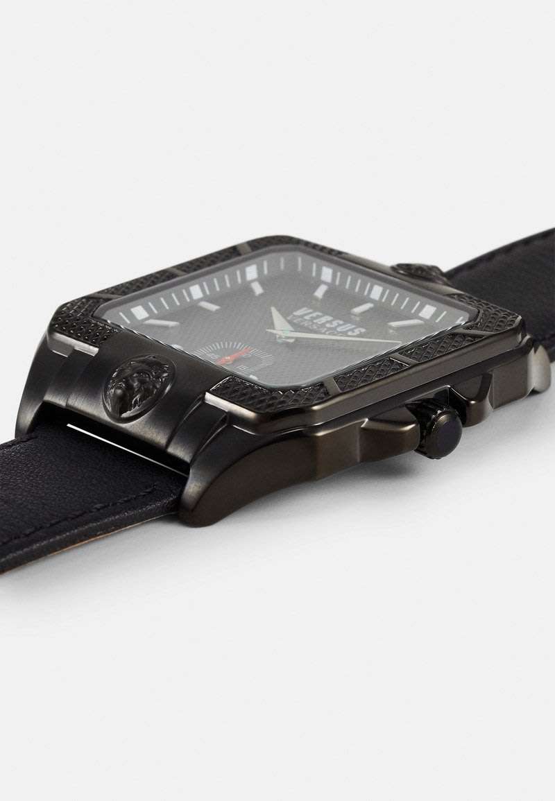 **Retail: R9000.00*** VERSACE Men's Versus Enigma Black Leather Parisan Watch BRAND NEW IN BOX