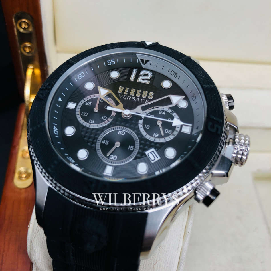 Retail: R9000.00 VERSACE Men's Versus Saint Germain SPORTS CHRONOGRAPH Watch BRAND NEW