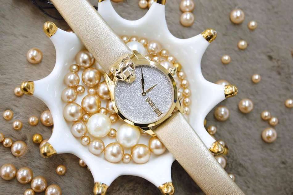 R6999.00 ROBERTO CAVALLI Women's JC Cougar Leather Bling Dial Watch BRAND NEW IN BOX