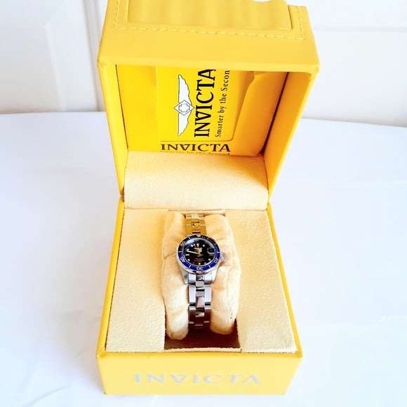 Retail: R9,999.00 INVICTA Women's Petite 24mm DEEP SEA DIVER Watch BRAND NEW IN BOX