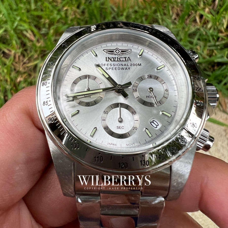 Retail: R7,999.00 INVICTA Men's DAYTONA Speedway 40mm Chronograph Watch BRAND NEW IN BOX