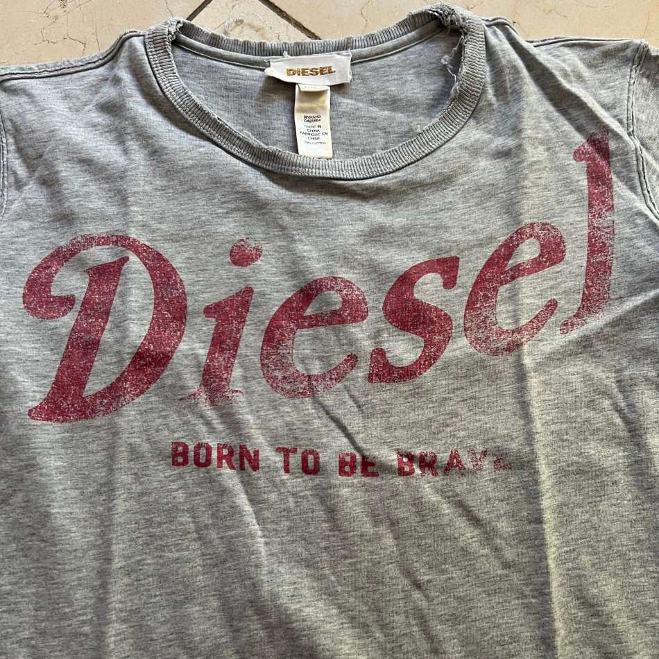 DIESEL Only the Brave Vinatge Worn Out T-Shirt Size S  - 100% GENUINE NEW without tags