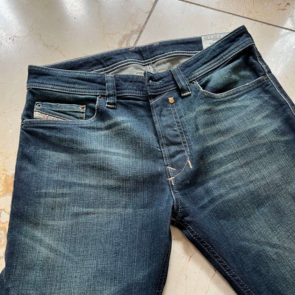 100% genuine*** DIESEL Men's Safado Limited Edition Jeans  Size 29 Waist New without Tags