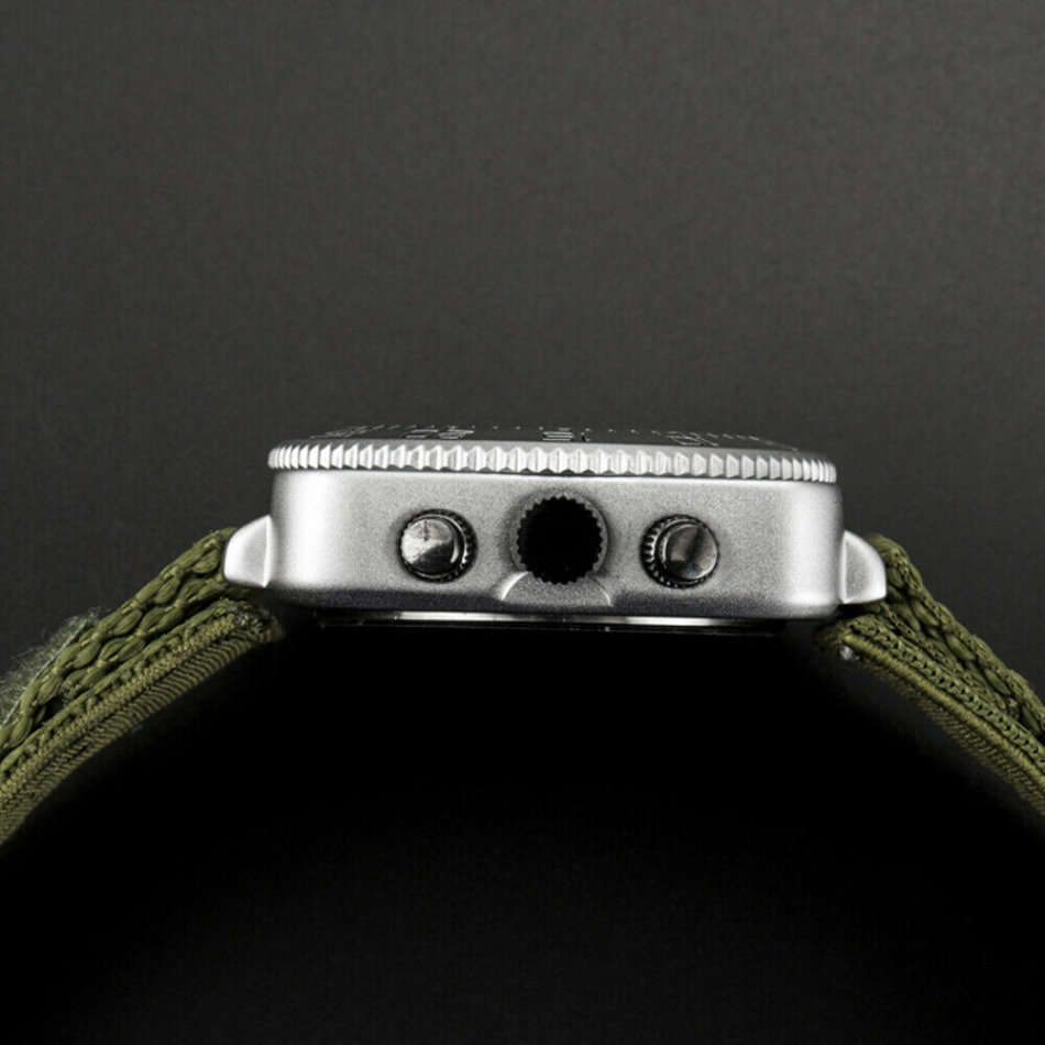 Retail: R3,999.00 INFANTRY MILITARY CO. Men's Tank Camo 47mm BIG Dual Movement Watch NEW