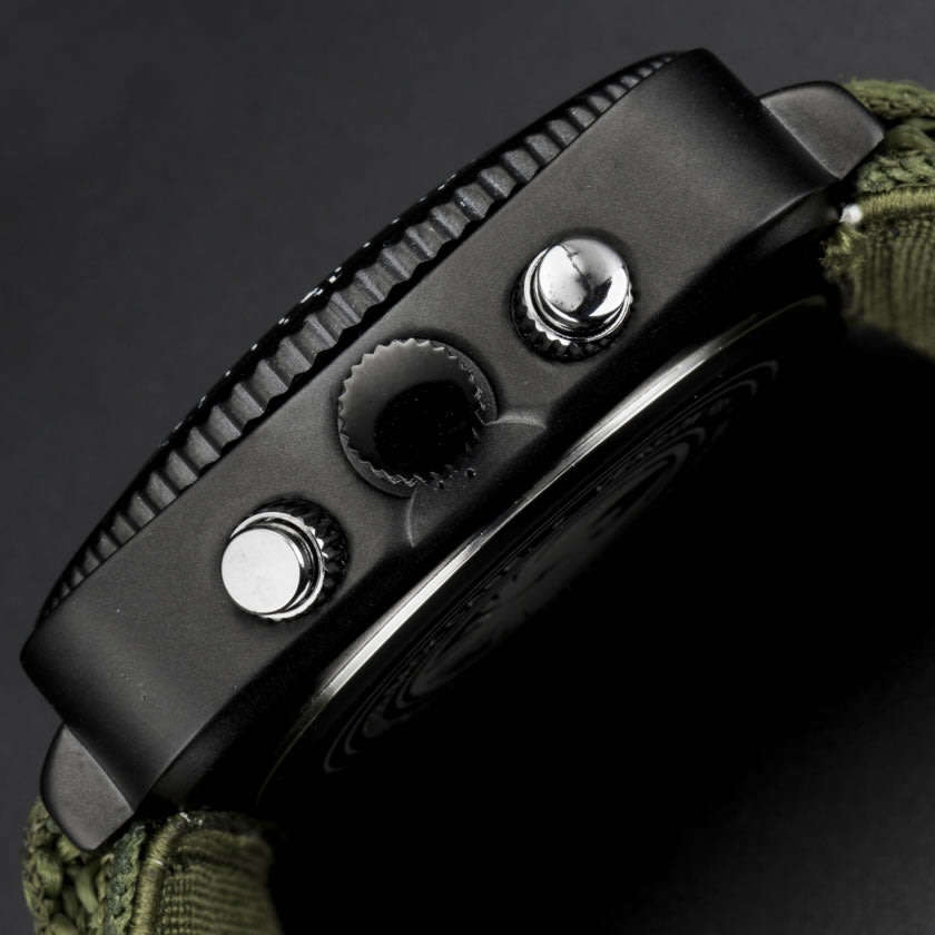 Retail: R3,999.00 INFANTRY MILITARY CO. Men's Tank Camo 47mm BIG Dual Movement Watch NEW