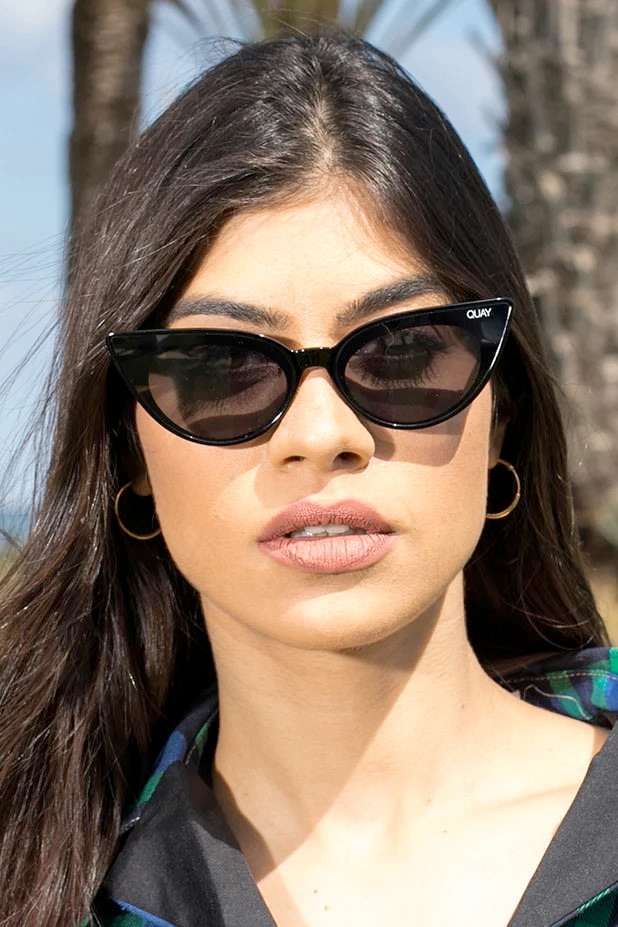 must see!! QUAY Women's NOOSA Strawberry Acetate Sunglasses **AUTHENTIC BRAND NEW