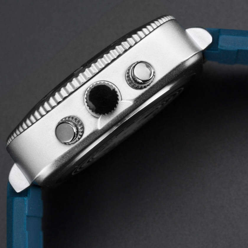 Retail: R3,999.00 INFANTRY MILITARY CO. Men`s Tank ACU Silicon 47mm BIG Dual Movement Watch Blue NEW