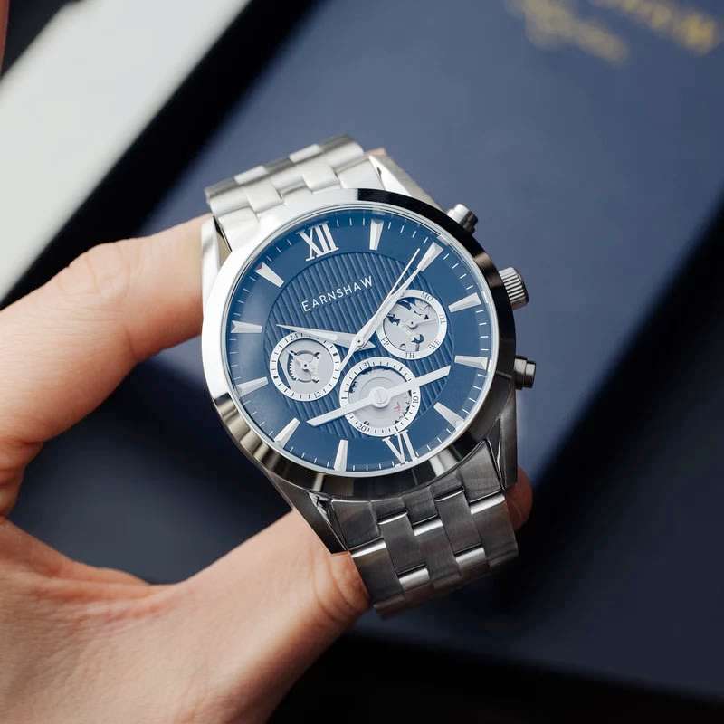 ***absolute beauty** rrp: R7,999.00 EARNSHAW Men's NEAT MOSS CHRONOGRAPH 43mm LIMITED EDITION WATCH