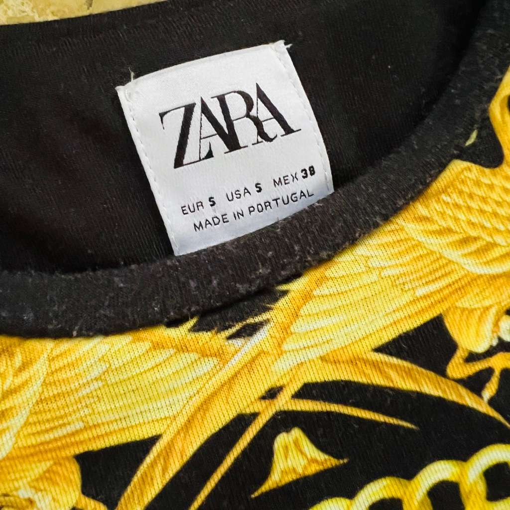 good condition ZARA `Heavenly` T-Shirt Size S - 100% GENUINE