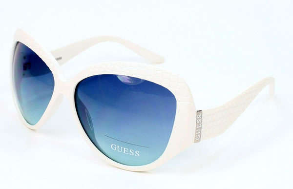 New, 100% Authentic GUESS Ladies SNOW WHITE Sexy Sunglasses + Guess GOLD Case