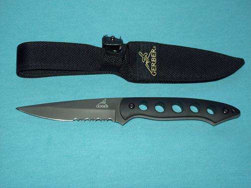 New fixed blade Gerber with sheath