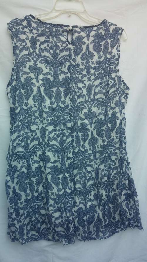 Miladys Stunning Sleeveless Blouse Size 16/40
