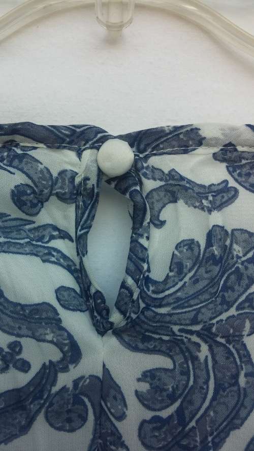 Miladys Stunning Sleeveless Blouse Size 16/40