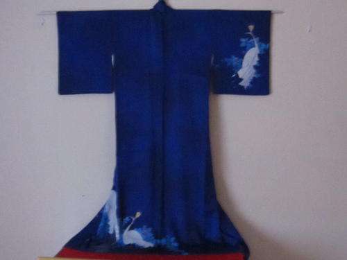 ESTATE SALE LOT 110 JAPANESE KIMONO