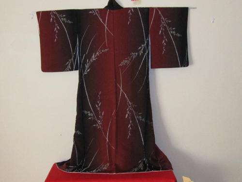 ESTATE SALE LOT 108 JAPANESE KIMONO