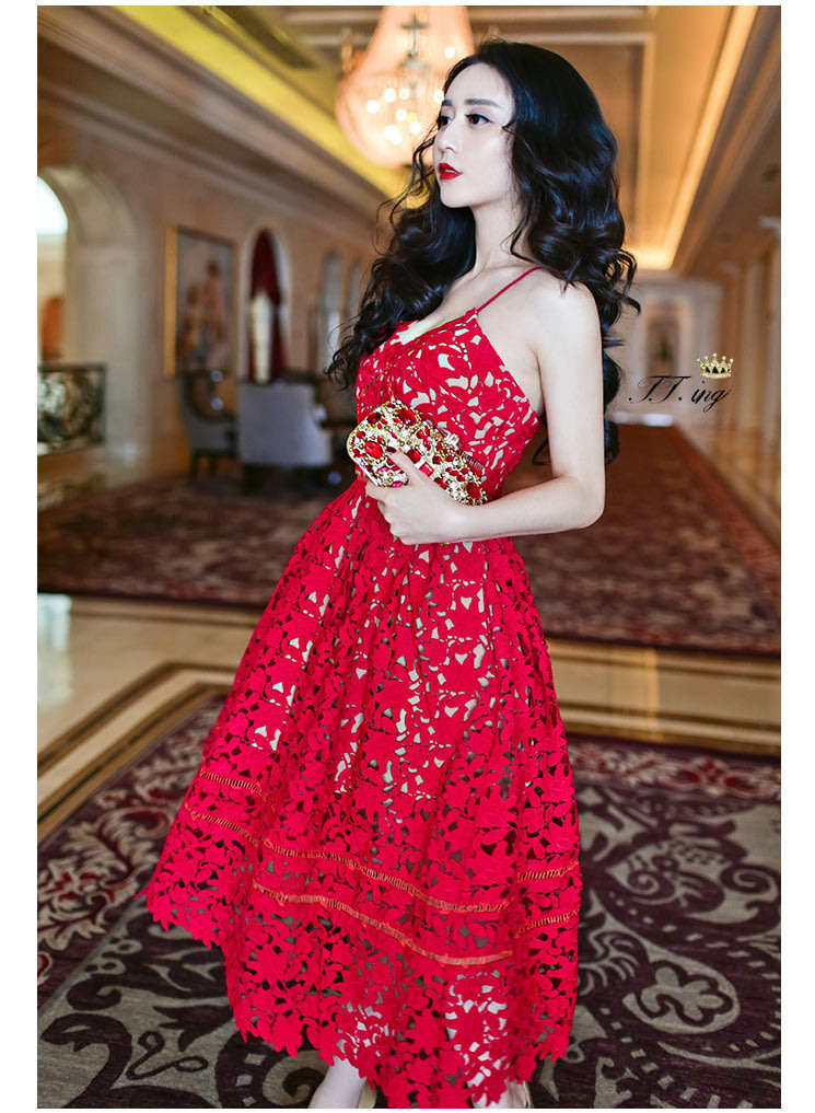 hollow harness lace dress