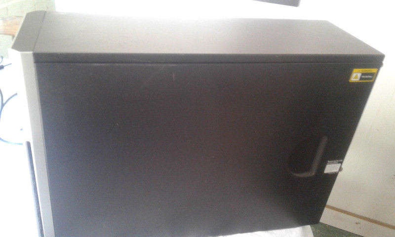 HP ML350E Gen8 with 20GB RAM and 1TB HDD