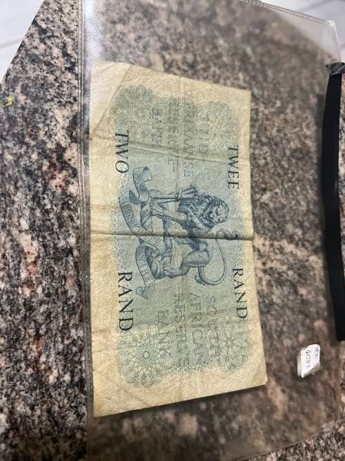 Large R2 Note