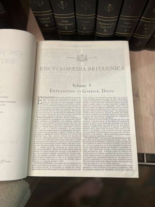 1970 Encyclopedia Britannica Vol 1-23