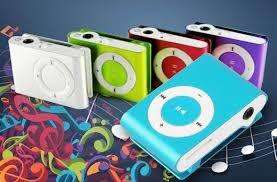 Mini MP3 Music Player with Metal Case, Clip, Earphones and USB Cable.