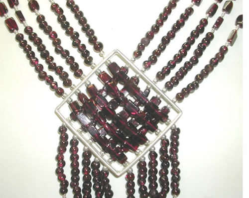 GARNET  Necklace