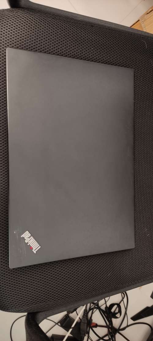 8TH Gen i7 Lenovo ThinkPad @ 1.80Ghz, 256gb nvme, 8gb Ram, 13.3` IPS Display, USB3.1, Windows10