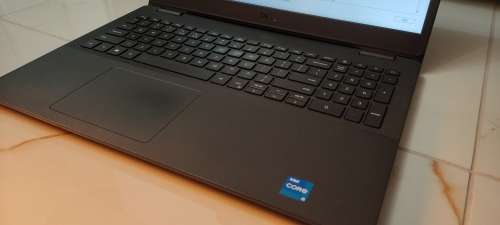 11th Gen Dell Vostro 3500 Core i5-1135G7 ,8GB, 1TB HHD, 15.6 FHD Notebook - USB C