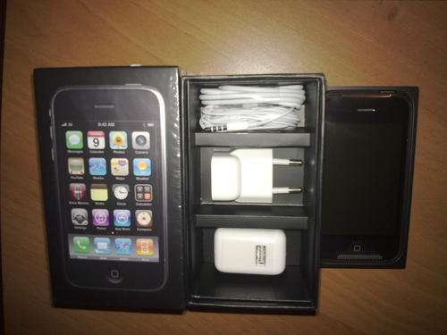 -=- SELLING BRAND NEW IPHONES 3GS 16GB BLACK R5999 EACH -=-