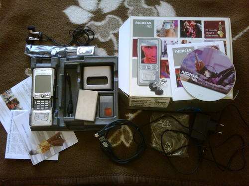 *R1 No Reserve*NOKIA N-series*boxed all accesories!N91!excellent condition!*