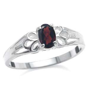 STUNNING GARNET STERLING SILVER RING -SIZE 8