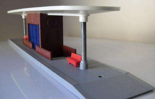 Lima Station & Platform in box (HO)