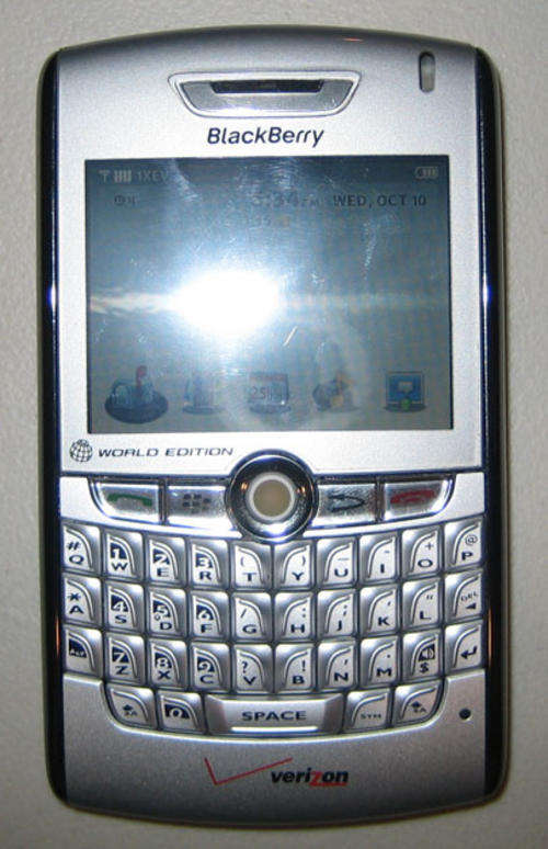 (UNLOCKED)Sprint Blackberry 8830 (Good Secondhand)