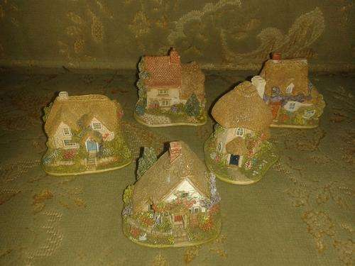 5 Lilliput lane cottages in perfect condition