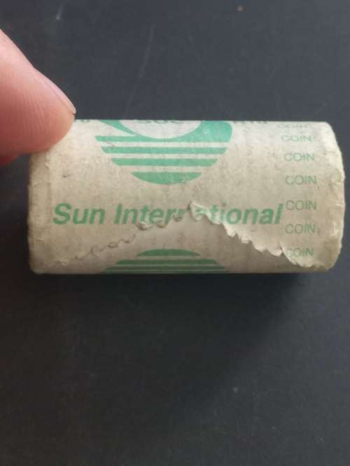 1993 RSA 50 cent SUN international roll of coins. R10