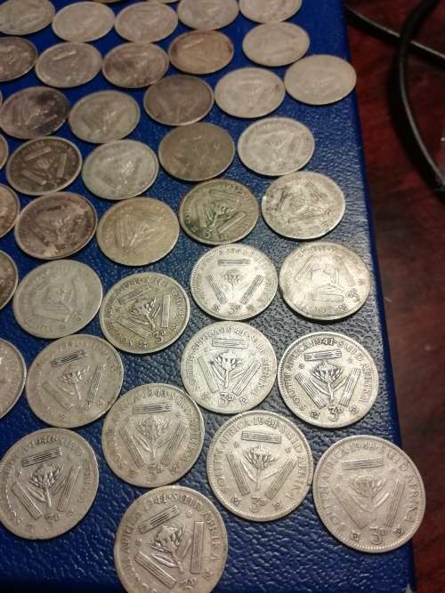 80% Silver SA Union coins. Weight  90grams