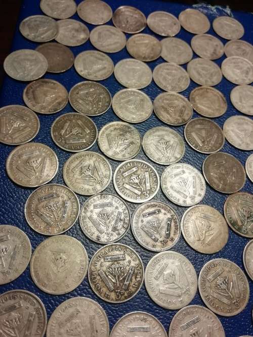 80% Silver SA Union coins. Weight  90grams