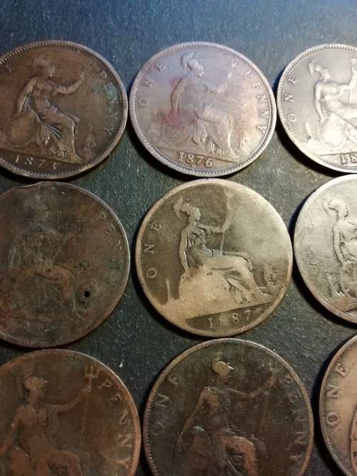 Great britain penny collection.(dates between 1862 - 1939)