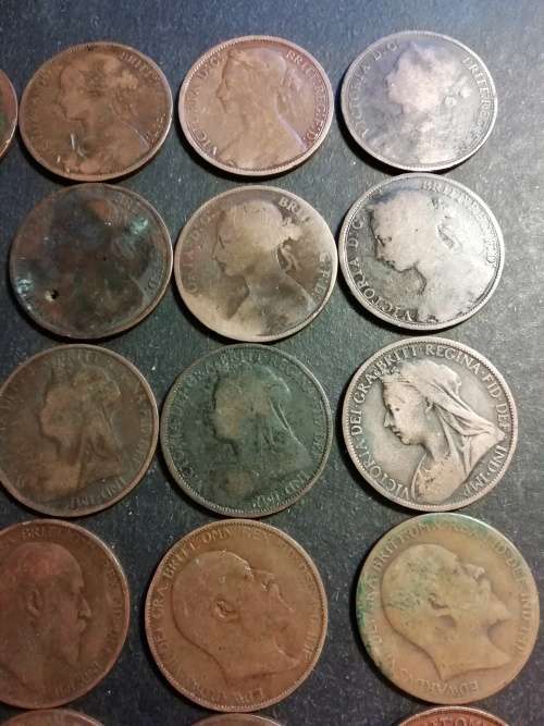 Great britain penny collection.(dates between 1862 - 1939)