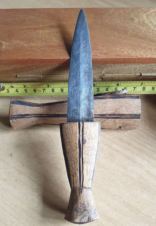 HUNTING BUSHMAN IRON BLADE WITH CARVED WOODEN SHEATH