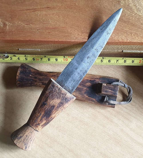 HUNTING BUSHMAN IRON BLADE WITH CARVED WOODEN SHEATH