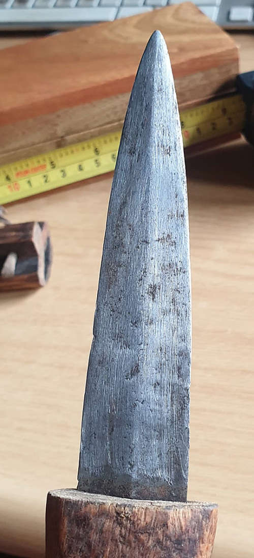 HUNTING BUSHMAN IRON BLADE WITH CARVED WOODEN SHEATH