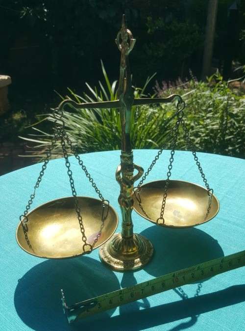 VINTAGE CHERUB BRASS SCALES OF JUSTICE WITH SWING PENDULUM